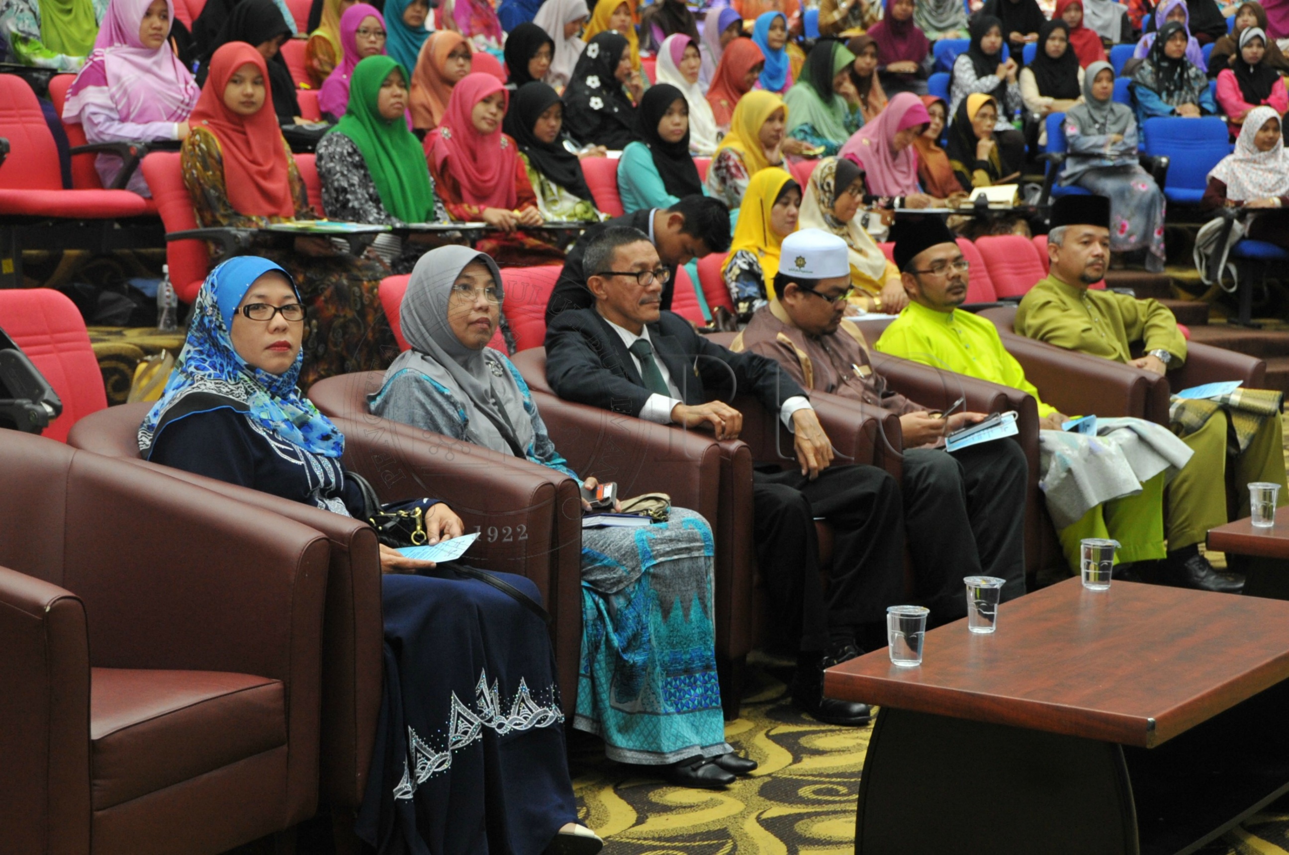 PRO 15 2 MAULIDUR PRO 4119